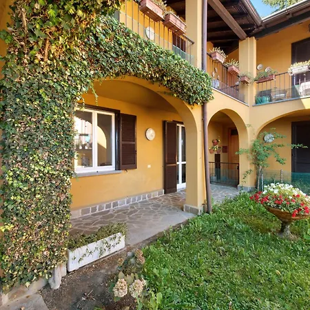 Ghome And Home Lake View Apartment Civenna