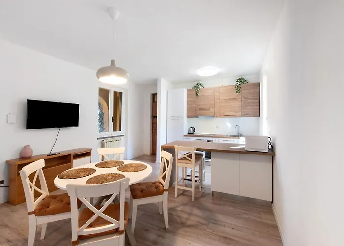 Ghome And Home Lake View Apartment Apartamento *