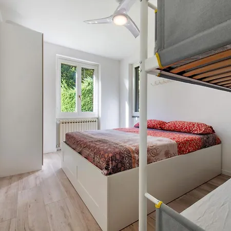 Appartement And Mountain