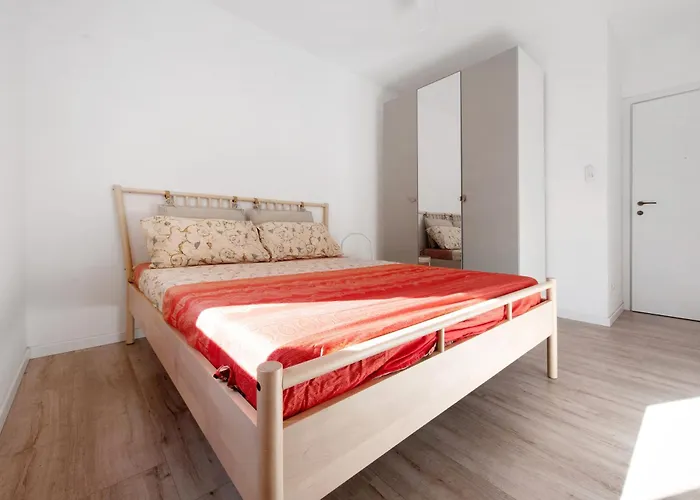 Ghome And Home Lake View Apartment Apartamento Civenna